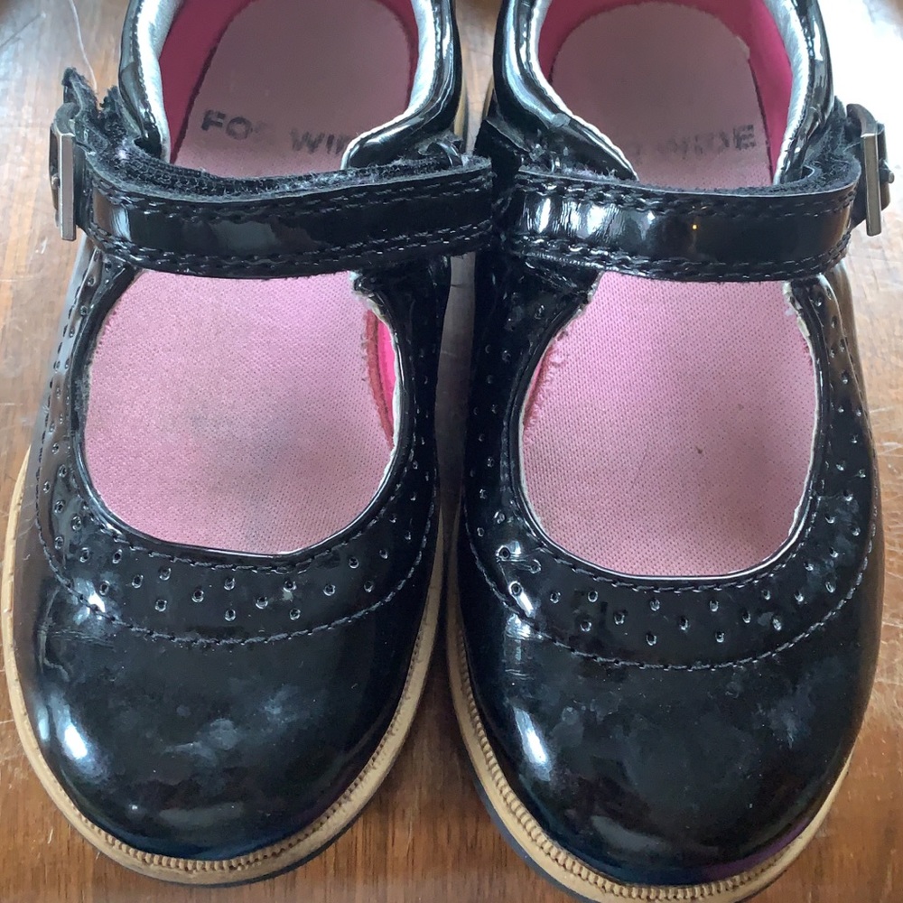 Patent leather shoes